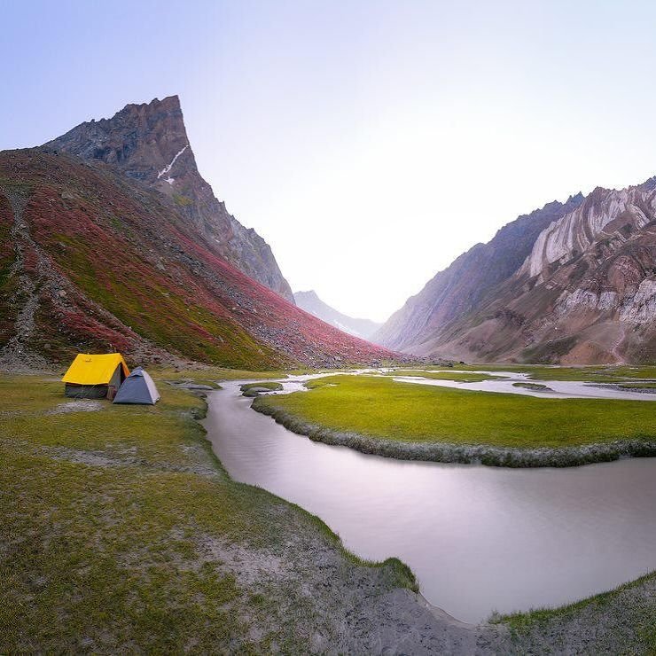 Travel to Himalayas